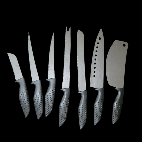 Titanium II Professional Knives Set of 15 with Knife Block Wooden Storage Holder - Picture 14 of 15